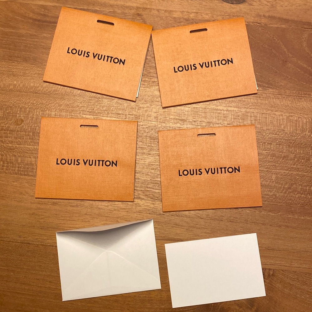 COPY - Louis Vuitton card and ribbon